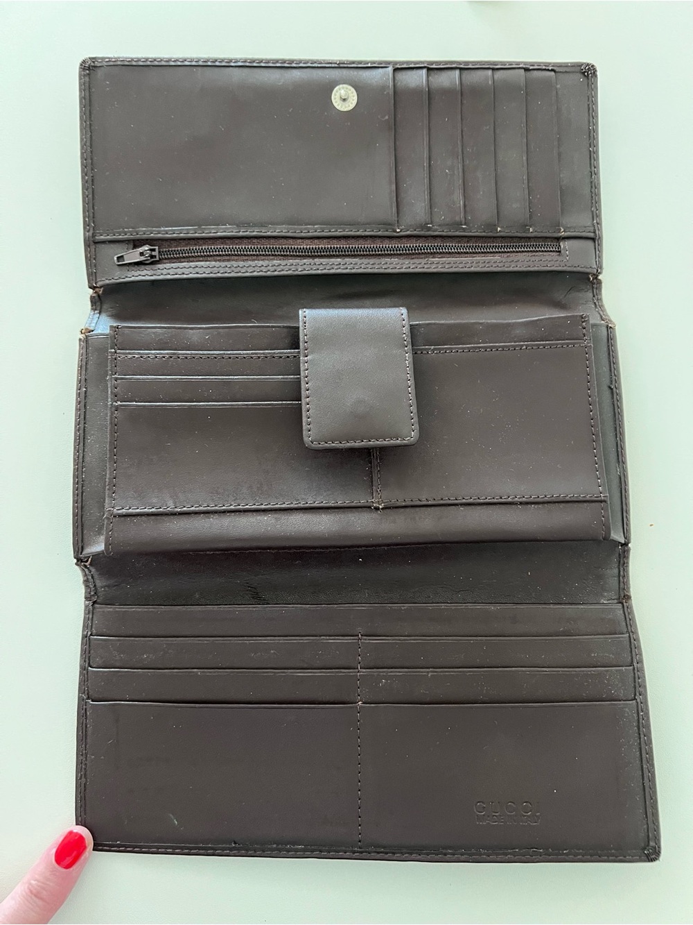 Vintage Gucci Brown Monogram Continental Wallet with Green-Red Web Stripe - Picture 4 of 9